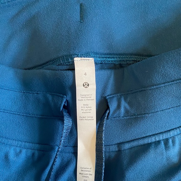Lululemon jogger pants - Picture 5 of 6